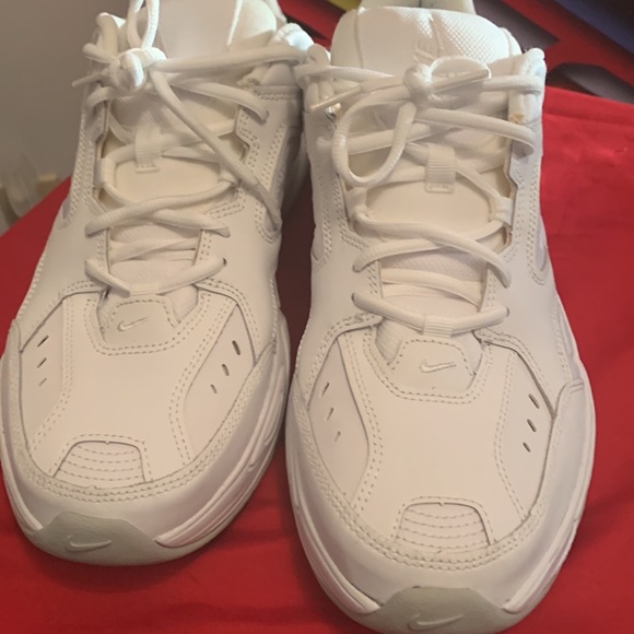 White Nike techno used very clean very hip good condition - Picture 5 of 7